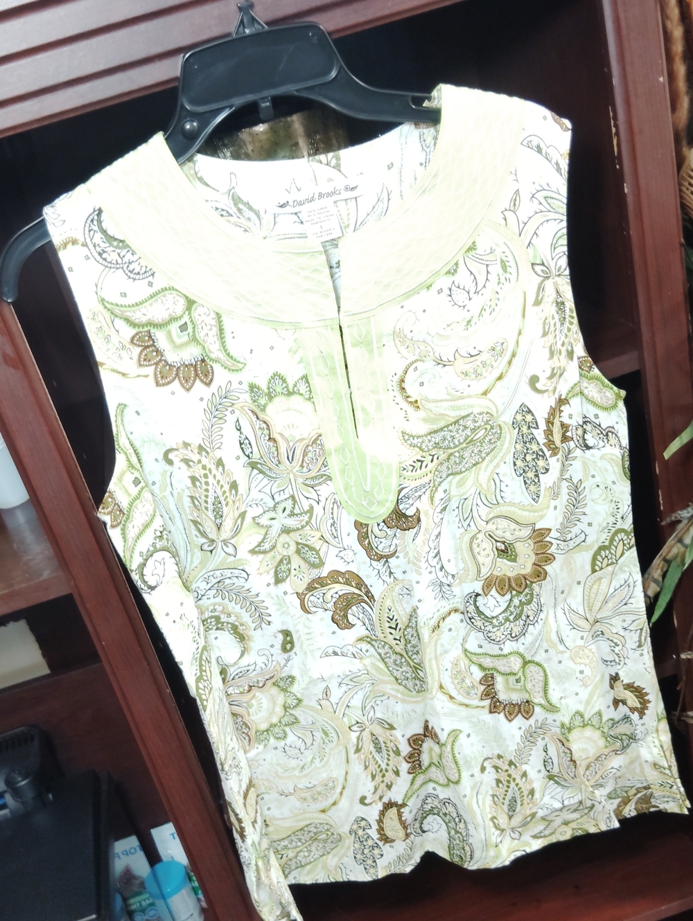 david brooks Light Green Paisley Sleeveless Camisole